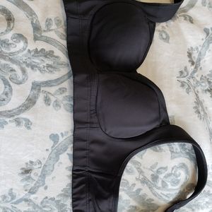 Lulu lemon sports bra 32C